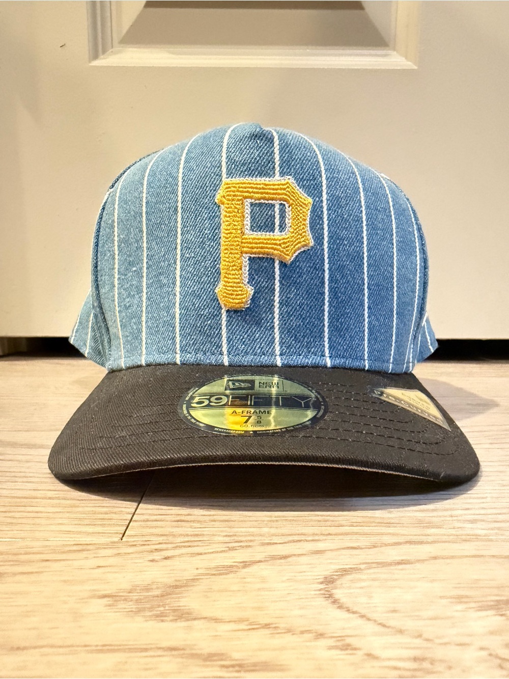 New Era Pinstripe 59FIFTY Fitted “A-Frame” Cap Pittsburgh Pirates